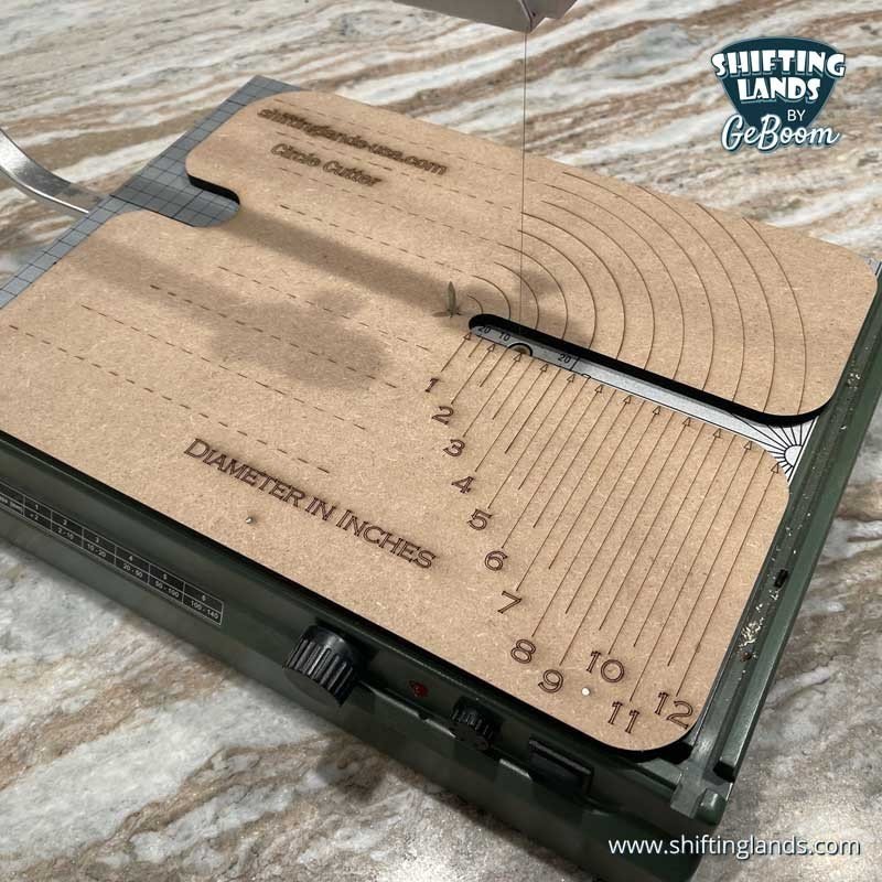 Circular Cutting Board